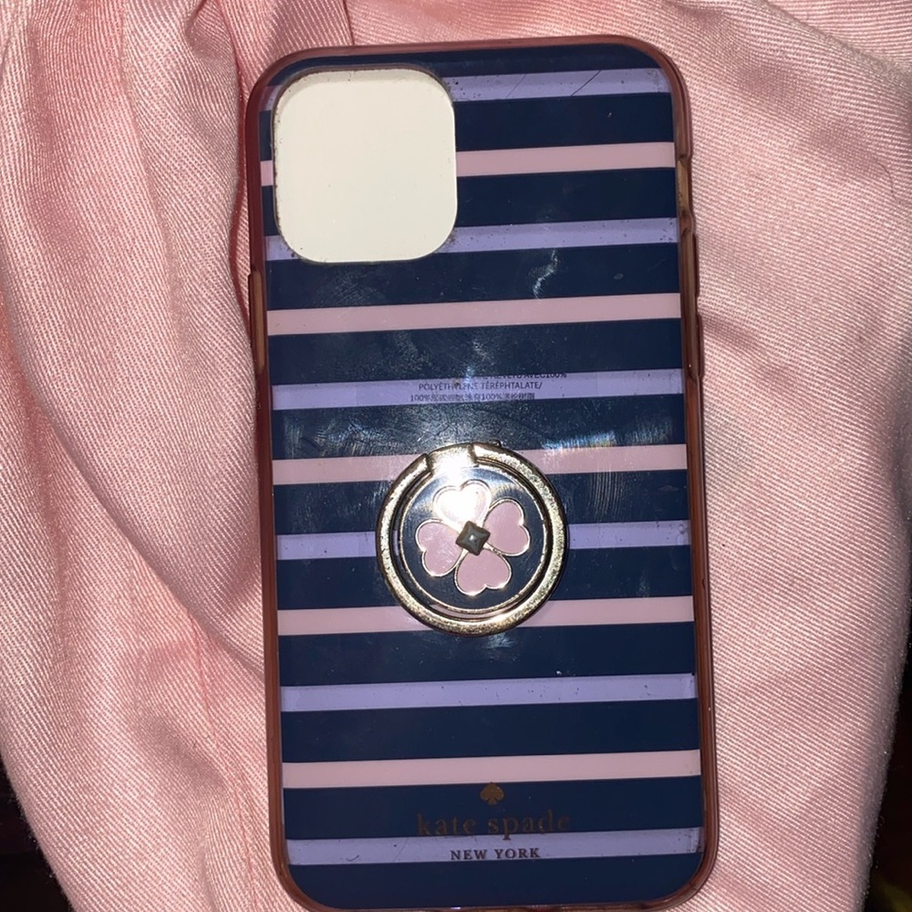 Kate Spade iPhone 11 Pro phone case with matching iRing
